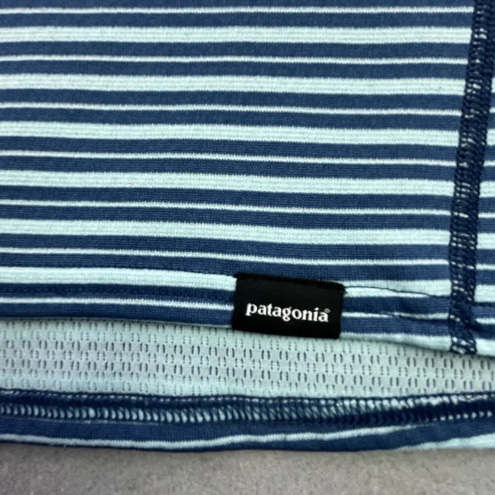 Patagonia 1/4 Zip Pullover Mens XL Blue Striped Polyester Long Sleeve Activewear